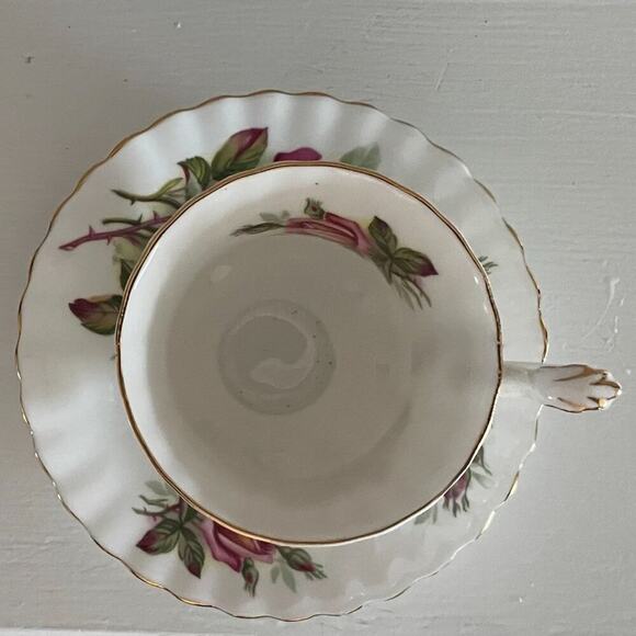 VTG Royal Albert Bone China Teacup & Saucer, "King's Ransom", Rose, Red, Pink - Picture 6 of 8